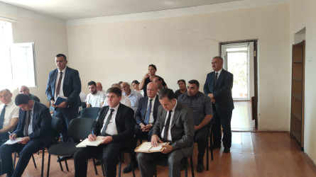 Rayon İcra Hakimiyyətinin başçısı Xəzər Aslanov növbəti səyyar qəbulunu Fındığan kənd sakinləri ilə keçirib.