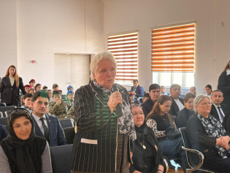 Şəhid Rafiq İsmayılovun adını daşıyan Xızı şəhər tam orta məktəbində anım tədbiri keçirilib.