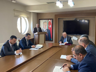 “Rayonda 2025/2026-ci il payız qış mövsümünə hazırlığın vəziyyəti və qarşıda duran vəzifələr barədə” mövzusunda  Xızı Rayon İcra Hakimiyyəti yanında Şura iclası keçirilmişdir.