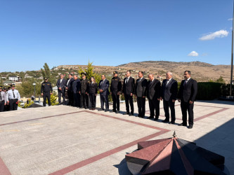 27 sentyabr-Anım Günündə şəhidlərin əziz xatirəsini ehtiramla yad edildi