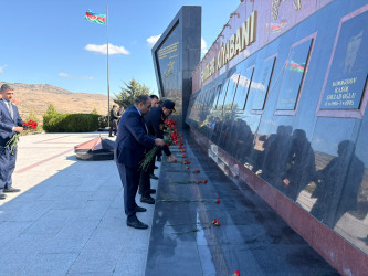 27 sentyabr-Anım Günündə şəhidlərin əziz xatirəsini ehtiramla yad edildi