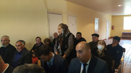 Rayon İcra Hakimiyyətinin başçısı növbəti səyyar qəbulunu Baxışlı kənd sakinləri ilə keçirib.
