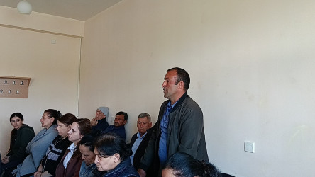 Tıxlı kəndində növbəti səyyar qəbul keçirilib.