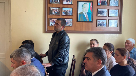 Qarabulaq kəndində növbəti səyyar qəbul keçirilib.