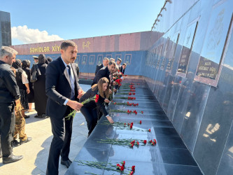 27 sentyabr-Anım Günündə şəhidlərin əziz xatirəsini ehtiramla yad edildi