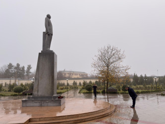 Ümummilli Lider Heydər Əliyevin anım günü qeyd edildi.