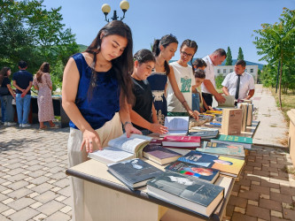 "Biliklə Gələcəyə" adlı kitab sərgisi keçirilib.