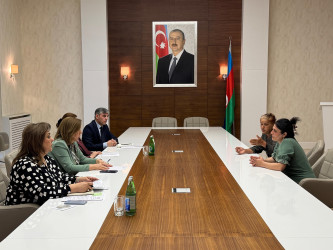 Ailə, Qadın və Uşaq Problemləri üzrə Dövlət Komitəsinin sədri Bahar Muradova vətəndaşları qəbul edib.