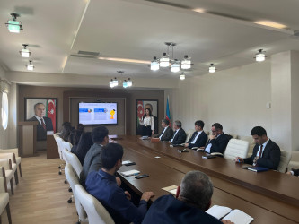 “Dövlət qulluğunda vəzifələrin və ehtiyat kadrlarının idarə edilməsi” mövzusunda təlim keçirilib.