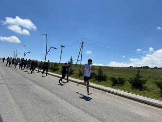 Xızı rayonunda "28 May – Müstəqillik günü”nə həsr olunmuş atletika idman növünün kros qaçışı üzrə rayon birinciliyi keçirilib.