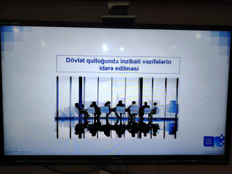 Xızı rayonunda “Dövlət qulluğunda vakant inzibati vəzifələrin idarə edilməsi", "Cəmiyyətə xidmət psixologiyası: Dövlət qulluqçusunun daxili motivasiyası” və  "Ünsiyyət bacarıqlarının İnkişafı" mövzularında təlim keçirilib.