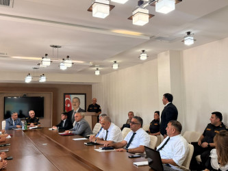 Xızı Rayon İcra Hakimiyyətində “fövqəladə halların qarşısının alınması və nəticələrinin aradan qaldırılması ilə əlaqədar” müşavirə keçirilib