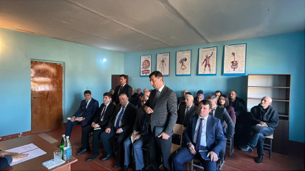 Növbəti səyyar qəbulunu Xələnc kənd sakinləri ilə keçirib.