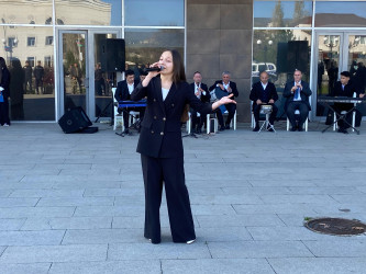 8 Noyabr- Zəfər Günü” nün 5-ci ildönümünün qeyd edilməsi münasibəti ilə “Zəfərin Sədası” adlı musiqili rayon tədbiri keçirildi.