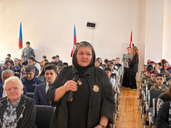 Şəhid Rafiq İsmayılovun adını daşıyan Xızı şəhər tam orta məktəbində anım tədbiri keçirilib.