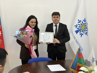 “Yeni Azərbaycan Partiyası: güclü dövlətçilik modelinin siyasi təminatı” adlı tədbir keçirilib.