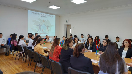 Xızı rayonunda “Sağlam ailə möhkəm cəmiyyətin təməlidir” adlı maarifləndirici tədbir təşkil olunmuşdur.