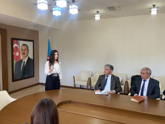 “Dövlət qulluğunda vəzifələrin və ehtiyat kadrlarının idarə edilməsi” mövzusunda təlim keçirilib.