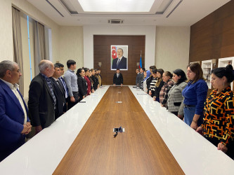 Xızı rayonunda“Ümummilli Lider Heydər Əliyev Müstəqil Azərbaycan Konstitusiyasının müəllifidir” mövzusunda tədbir keçirilib.