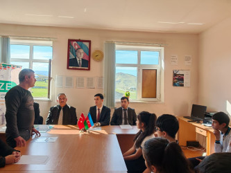 “Uşaq Hüquqları Aylığı” çərçivəsində maarifləndirici tədbir keçirilib