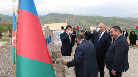 Xızı rayonunun Fındığan kəndində içməli su layihəsi icra olunub və layihənin başa çatması münasibətilə açılış mərasimi keçirilib.