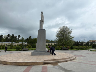 Rəqəmsal inkişaf və nəqliyyat naziri Rəşad Nəbiyev Xızı rayonunda vətəndaşları qəbul edib.