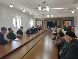 Kənd təsərrüfatı sahəsində fəaliyyət göstərən sahibkarlarla görüş keçirilib.