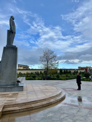 Xızı rayonunda  ulu öndər Heydər Əliyevin anım günü qeyd edildi.