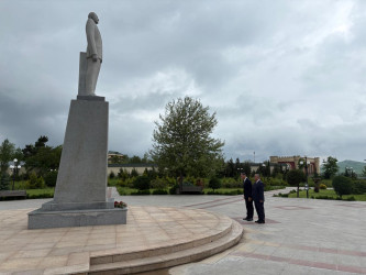 Rəqəmsal inkişaf və nəqliyyat naziri Rəşad Nəbiyev Xızı rayonunda vətəndaşları qəbul edib.