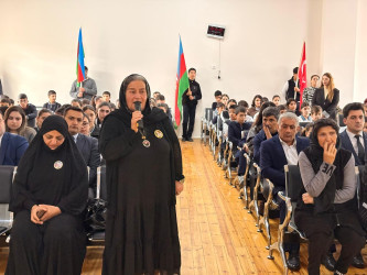 Şəhid Rafiq İsmayılovun adını daşıyan Xızı şəhər tam orta məktəbində anım tədbiri keçirilib.