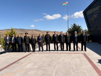 27 sentyabr-Anım Günündə şəhidlərin əziz xatirəsini ehtiramla yad edildi